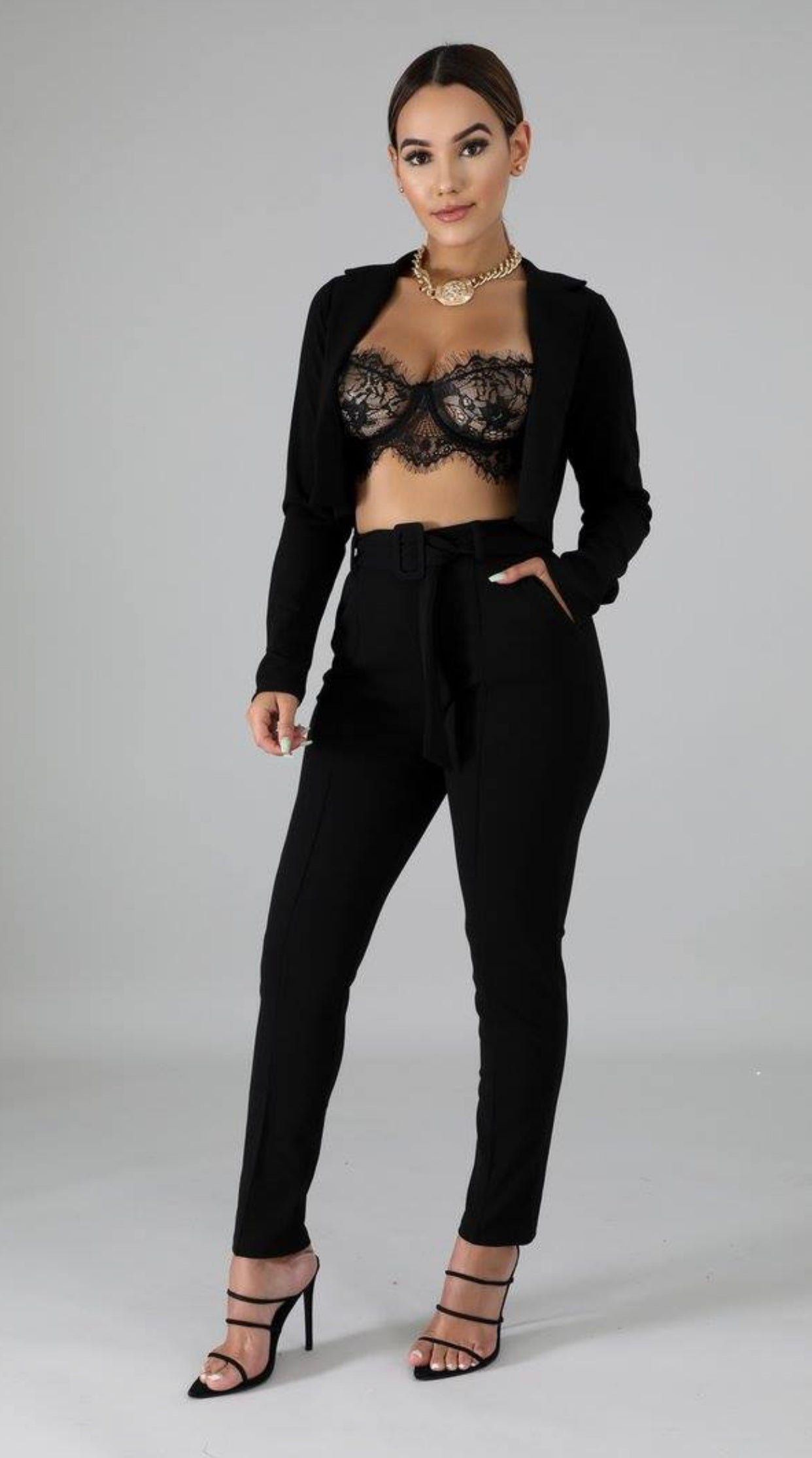 Don’t Mix Business with Pleasure Crop Blazer-Set 