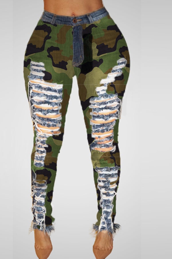 Command Attention Camo High Waisted-Jeans