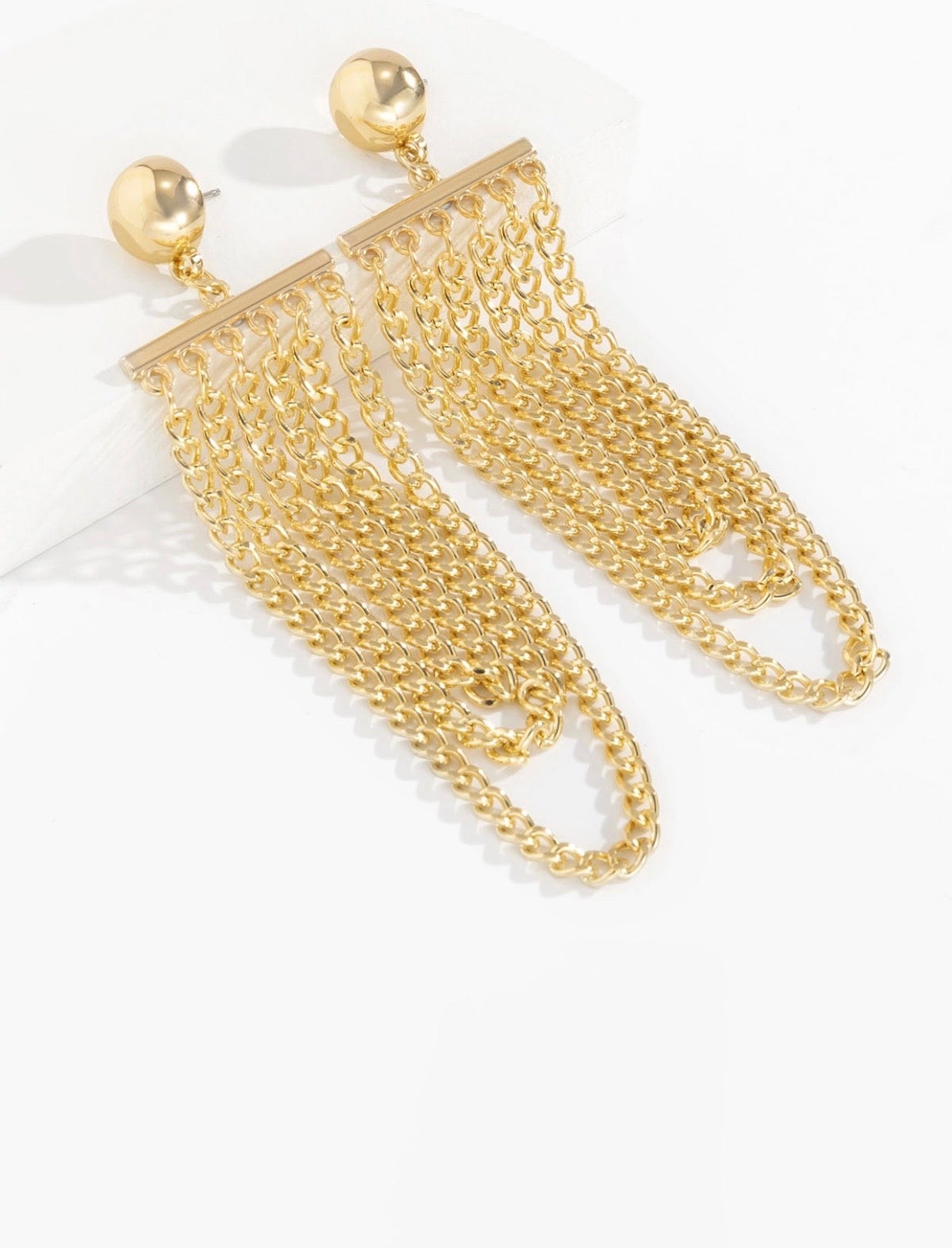 Falling For You  Earring-Gold